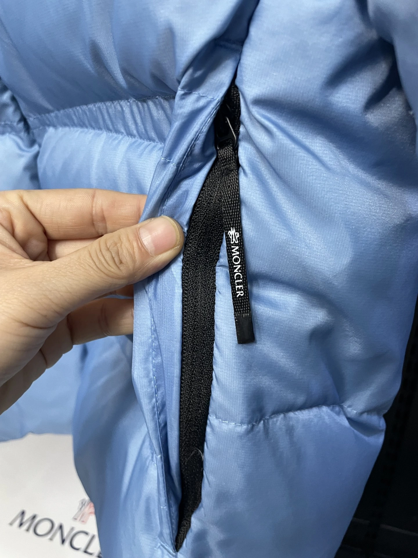wg.luxury- 7o9385r Down jacket white goose down 2colour item:E-F443J0729-2H